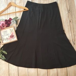 east 5th Black Skirt Size 14 Long Modest A-Line
